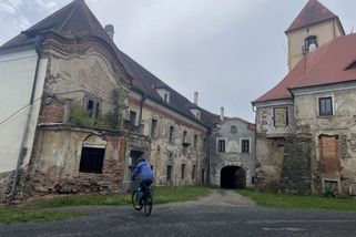 Volání z Českého lesa: Nevolte komunisty! Nevolte...